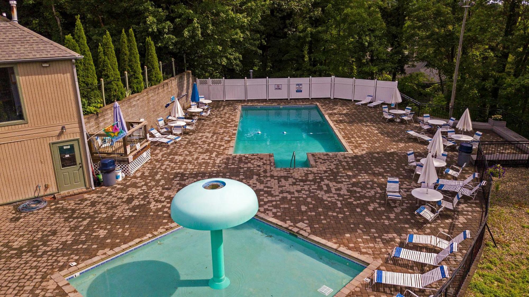 Daya, Hot Tub, Pool Table, 1089 Of Free Attraction Tickets For Each Paid Day, Dollywood And More! Гетлинбург Стая снимка