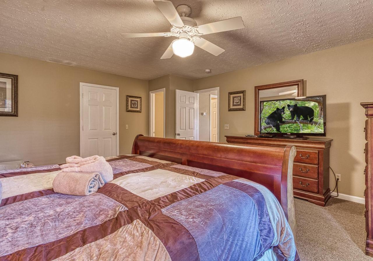 Daya, Hot Tub, Pool Table, 1089 Of Free Attraction Tickets For Each Paid Day, Dollywood And More! Гетлинбург Екстериор снимка